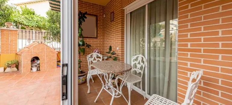 Adding Porch Enclosures To Your Home in Menlo Park, CA